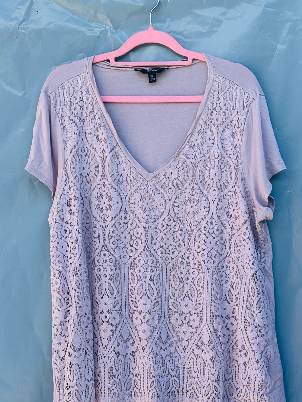 Simply Vera Soft Pastel Pink Lace Front V-Neck Short Sleeve Top